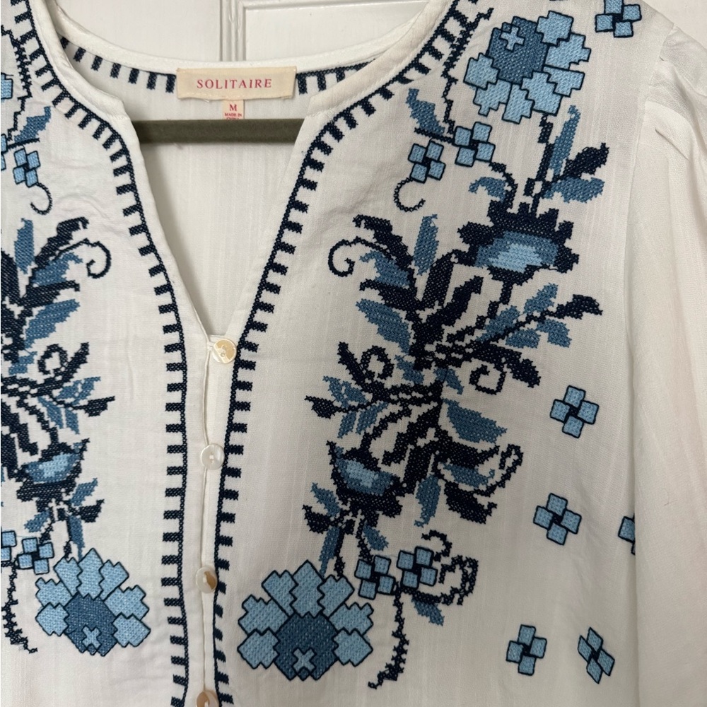 Solitaire Ivory and Navy Floral Embroidered Blouse - Picture 2 of 3